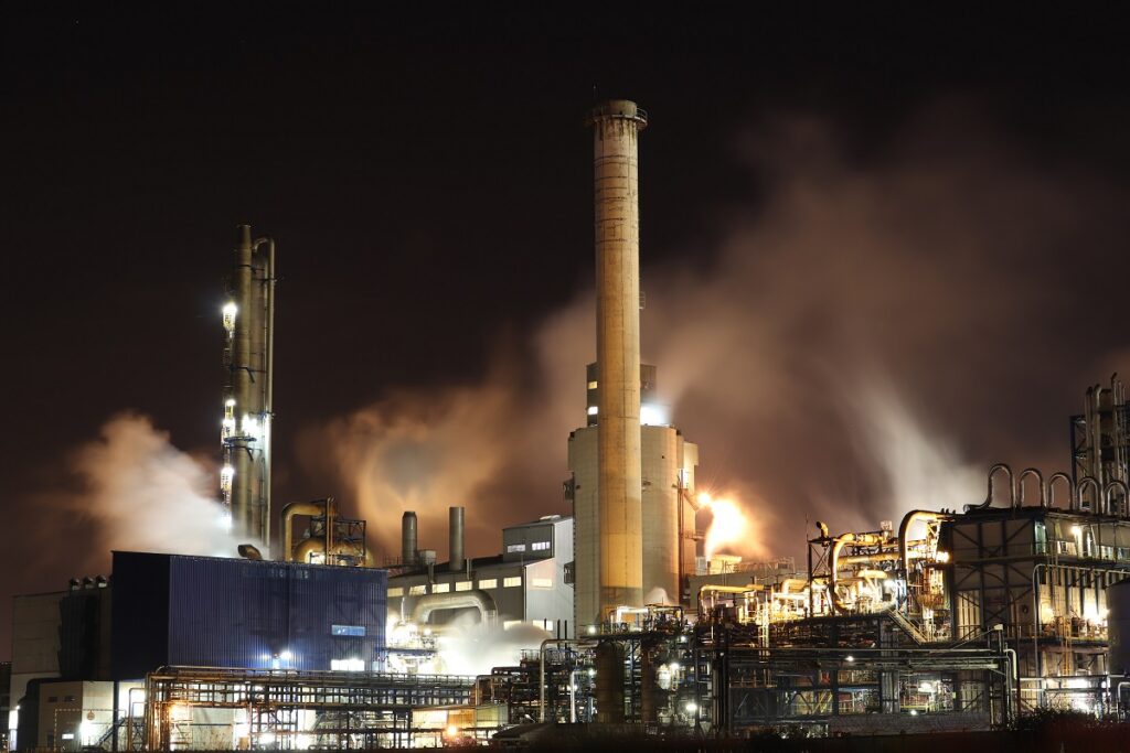 YPF tiene una gran producción industrial de combustibles, más allá de la producción de petróleo.